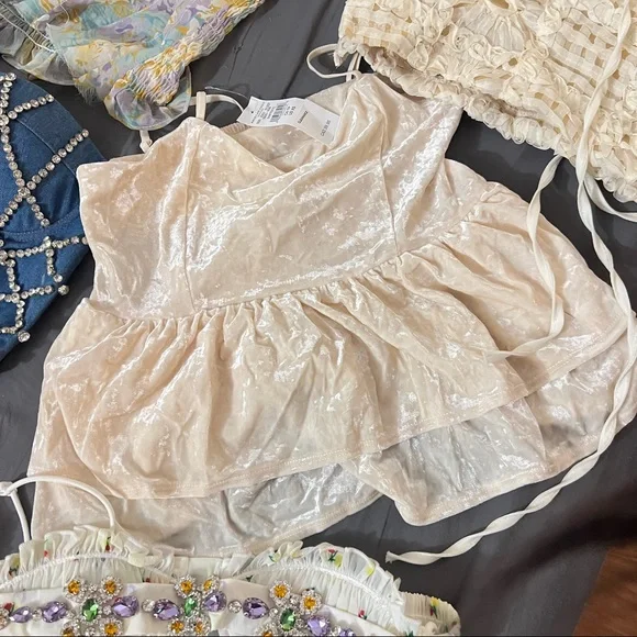 clothes bundle - Picture 6 of 6